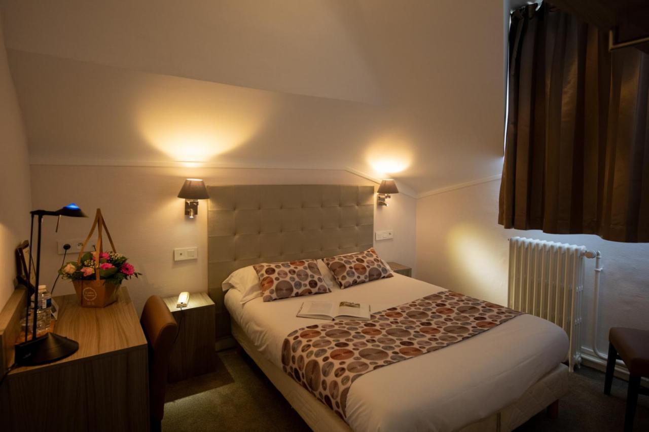 Châteauroux Logis Hotel Le Continental מראה חיצוני תמונה