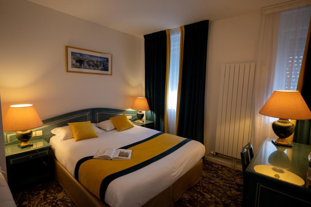 Châteauroux Logis Hotel Le Continental מראה חיצוני תמונה